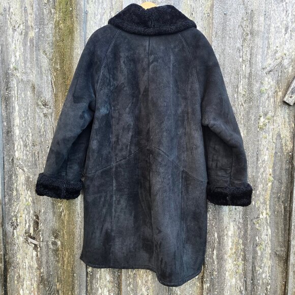 Vintage 80s Black Sheepskin Coat Womens Size M Mid Length Medusa Head Buttons - Picture 7 of 15